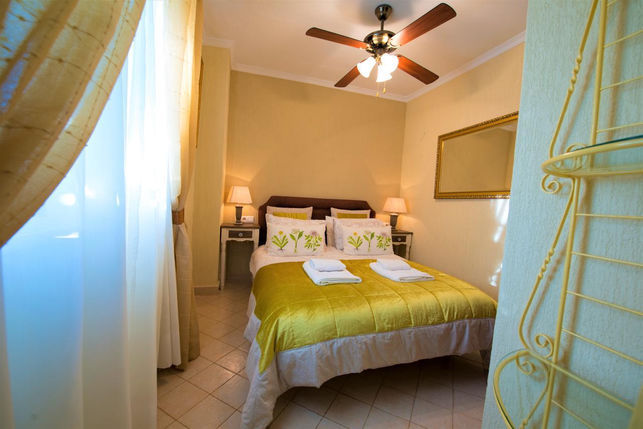 La Vista De Medina Studios & Apartments Extérieur photo